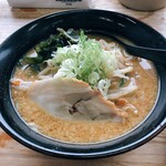 ニューとん太 - 味噌ラーメン