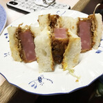 がばちょ - ハムカツサンド（400円）　リクエストしなければ2切れやで！これは4切れにカットしてもろたバージョン！