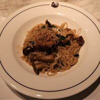 ヘイフンテラス - ■沖縄県産きび丸豚の煮込み入り和え麺