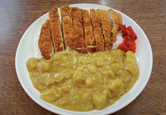 千年桜（センネンザクラ） - 黒沢（由利高原）（食堂）の写真