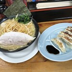 横浜ラーメン 湘家 - 料理写真:料理