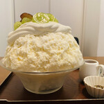 サカノウエカフェ - 晴王の生はちみつとシャインマスカット　2,200円