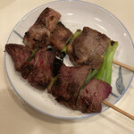 和風もつ料理 あらた - タン焼き串焼き