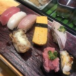 Tachizushi Yokochou - 平日限定 立食いランチにぎり