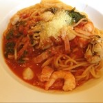 ガスト - 料理写真:牡蠣と小海老のトマトソーススパゲティ

こんなもんだろうな