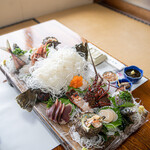 刺身盛り合わせ