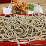 築地 布恒更科 - ごぼう天盛り