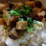 ラメン ラカン - チャーシュー丼　アップ