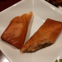 フーロン - 揚げ立て熱々でトロットロの春巻きは、繊細な皮がパリッと弾け具とあんがとろける味わい
