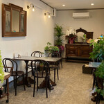 Le petit cafe Kanon - 店内