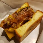 鉄板焼 grow - 黒毛和牛のデニッシュバーガー