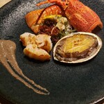 鉄板焼 grow - あわびと伊勢海老の豪華鉄板焼き盛り合わせ