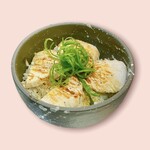 炙り鶏マヨ丼