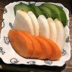 大倉山もつ肉店 - おしんこ