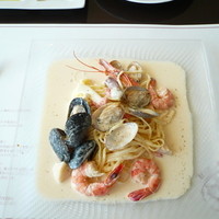 DINING ROOM IN THE MAIKO - ランチ・クリームパスタ