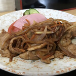 ますみや食堂 - 結構ボリューミー