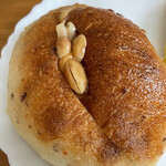 カカポ・ベーカリー - カカポのピーナッツパン