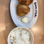 日の出製麺 - ランチ唐揚げ2個セット 200円