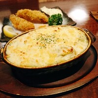 赤坂 津つ井 総本店 - 牡蠣グラタン