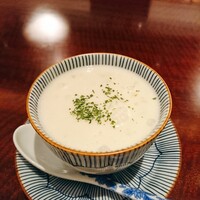 赤坂 津つ井 総本店 - 牡蠣のミニスープ