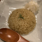 橋本屋 - チキンカレー2辛＋スパイス増しご飯小盛り
      1000円＋無料