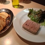 ワインと日本酒・居酒場アップ&ダウン - レバーのパテ