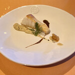 Spice&Dining KALA - クエのアンブル・ティヤル様（カリフラワーのテルダーラ＆パイナップルアチャール）