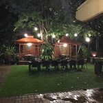 Patara Fine Thai Cuisine - 中庭（喫煙所から）