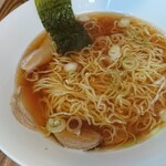 おらほのでどこ - 中華そば(醤油)380円、ネギ入り正式版