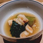 温石 - 長茄子とほうれん草の海老餡かけ。小さな海老はなんでしょう・・とっても美味しい♡たっぷり野菜を大好きな餡かけで味わえる一皿。