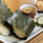 ひるねこ - 具なし塩おにぎり(*´艸`*)