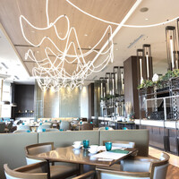 グリロジー バー＆グリル - 