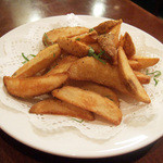 ガネーシュ - スパイシーポテト(500円)