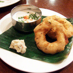 ガネーシュ - ワダ(500円)