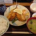 Nakamura En - アジフライ盛合わせ定食¥850-