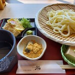 嵯峨とうふ　稲 - ざる湯葉うどん　1100円