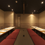 Kappou Izakaya Hanagiku - 個室堀座敷。仕切りを外せば２０名様用の個室に。