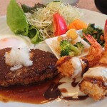 caferest pocket - 料理写真:エビフライとハンバーグセット