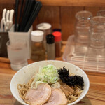 中華蕎麦 春馬 - けっこうボリュームアリアリ