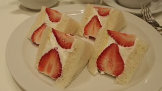 東京で魅惑のいちごスイーツ！訪れたい都内の人気店16選 [食べログまとめ]