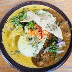 curry diningbar 笑夢 - 大人のバターチキン&ヴィンダル
