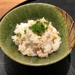 薪鳥新神戸 - 鳥そぼろご飯 + 卵 + 葱
