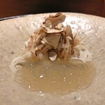 薪鳥新神戸 - 松茸素麺 + 鳥出汁のジュレ（アップ）