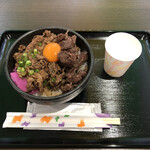 焼肉とハンバーグ専門 神戸牛衛門 - カルビ・ハラミ丼　2021/10/12