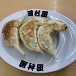 田村屋 - 餃子　3個   282円+消費税