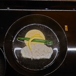 一本杉 川嶋 - おぼろ月夜に見立てた椀物