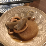 Kawarayaki Hitosarashi - お通し　　いか大根　　まみこまみこ