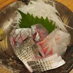 卓 - 刺身盛り合わせその１