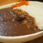 卓 - カレーライス３