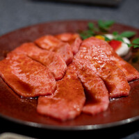 東京焼肉 平城苑 銀座5丁目店 - 2021.10 特赤身（2,600円）友三角